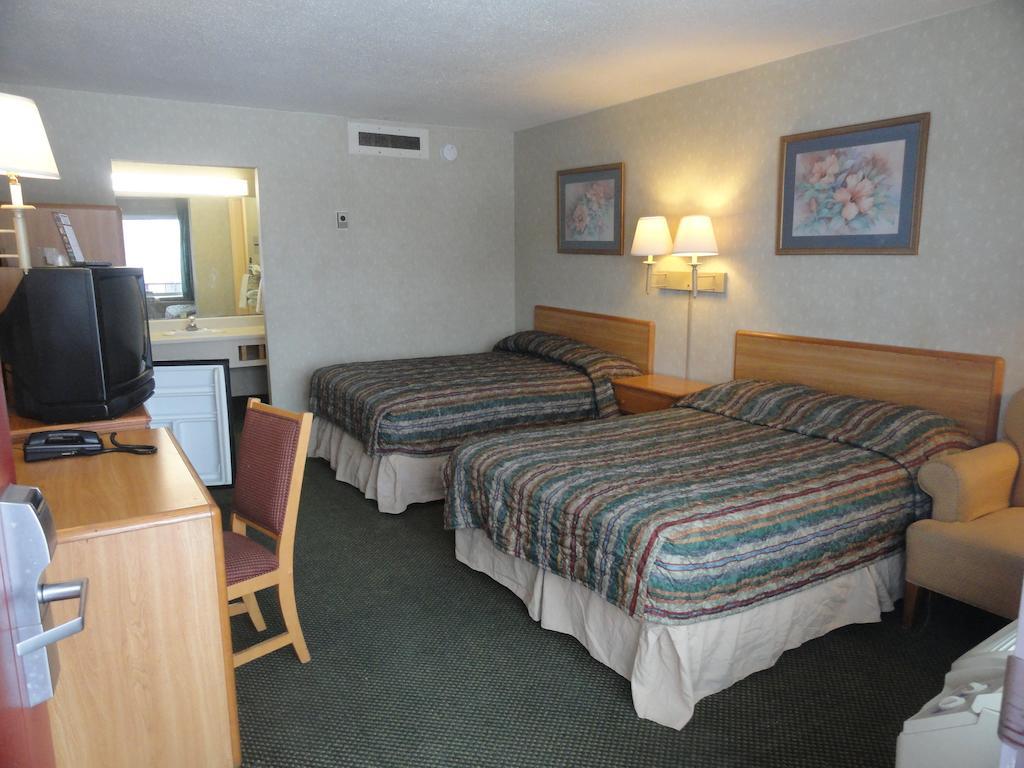 Grand Rapids Inn Wyoming Quarto foto