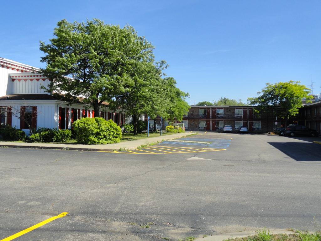 Grand Rapids Inn Wyoming Exterior foto